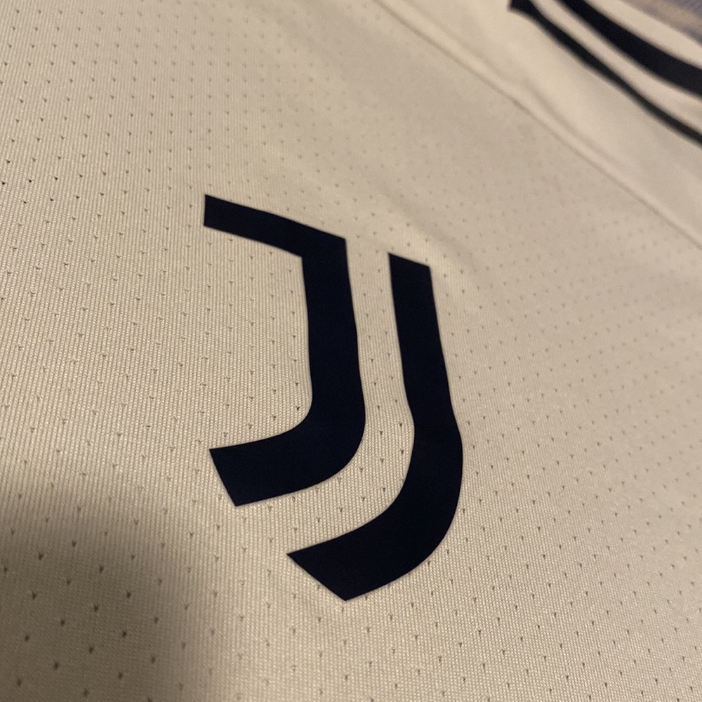 Juventus Adidas Training Jersey Size Small - Picture 2 of 11